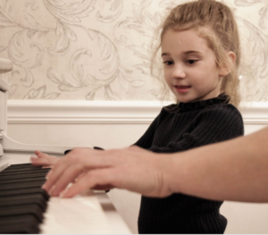 Factors to Consider Before Teaching Piano to Children